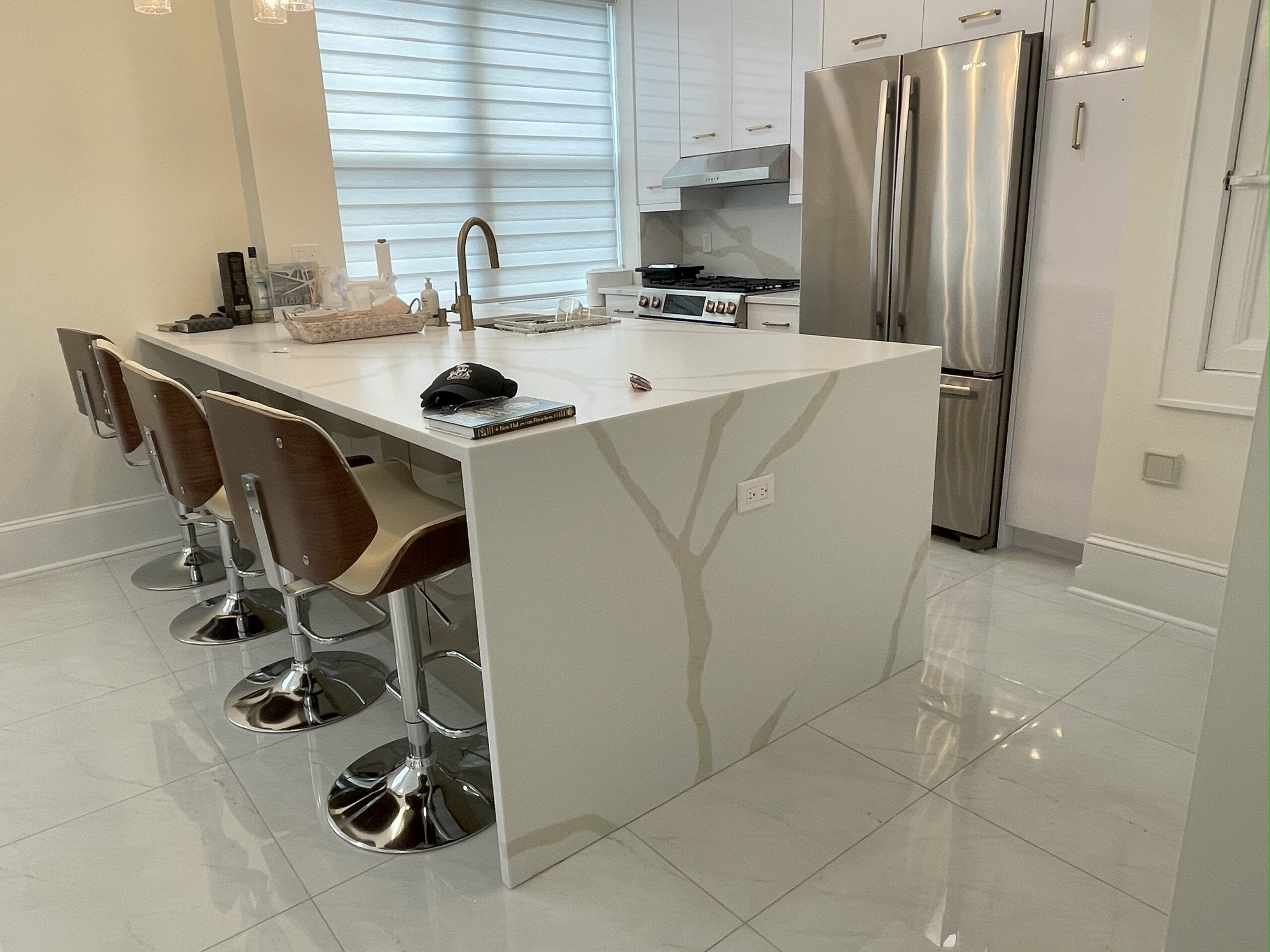 kitchen marble island